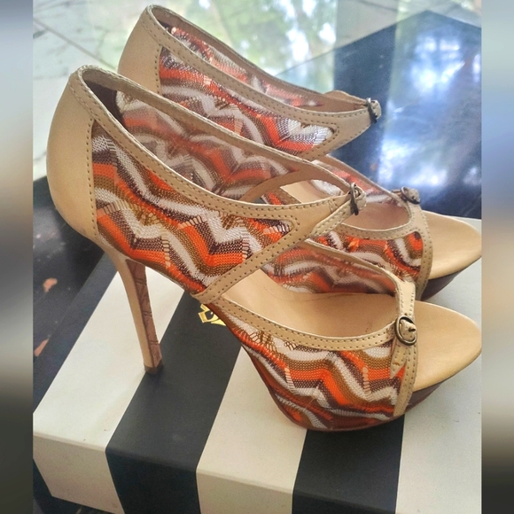 L.A.M.B. Shoes - L.A.M.B SHOES designer Gwen Stefani - heels shoes -platform-mesh pattern-